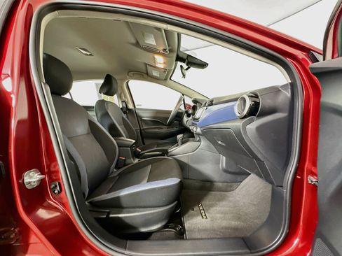 Used 2025 Nissan Versa SV w/ Trunk Package FWD image 30