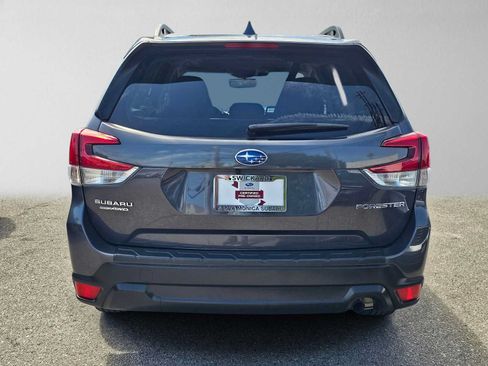 Certified 2023 Subaru Forester Premium w/ Popular Package #2 AWD/4WD image 4