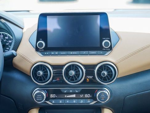 New 2025 Nissan Sentra SV w/ SV Premium Package image 14