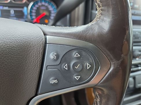 Used 2018 Chevrolet Silverado 1500 LTZ w/ Sport Package AWD/4WD image 18