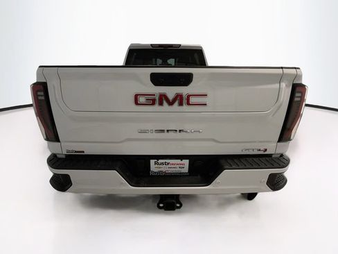 Used 2024 GMC Sierra 3500 AT4 w/ AT4 Premium Plus Package AWD/4WD image 6