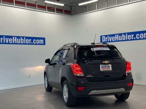 Used 2021 Chevrolet Trax LT FWD image 9