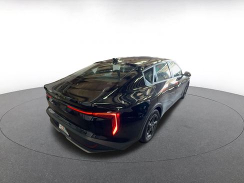 Used 2025 Kia K4 LXS image 8