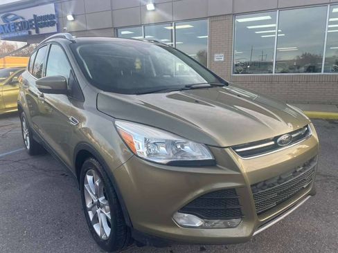 Used 2014 Ford Escape Titanium image 3