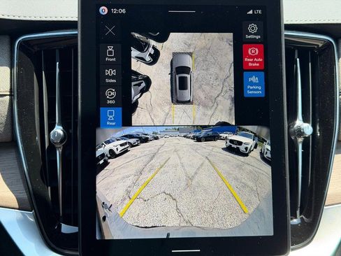 New 2026 Volvo XC90 T8 Plus w/ Protection Package AWD/4WD image 14