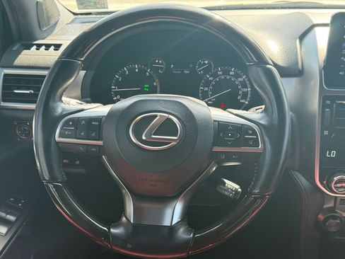 Used 2023 Lexus GX 460 Premium w/ Premium Package image 31