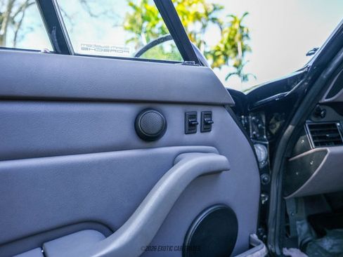 Used 1995 Porsche 911 Carrera image 32