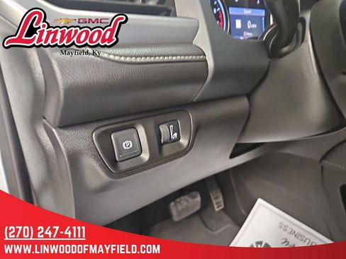 Used 2023 GMC Acadia SLT FWD image 20