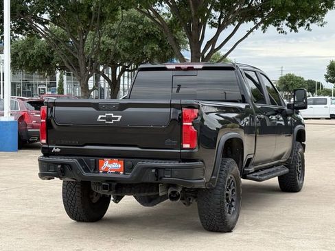Used 2024 Chevrolet Silverado 2500 ZR2 w/ ZR2 Bison Edition AWD/4WD image 4