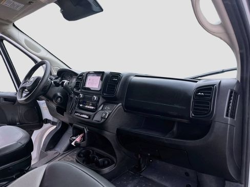 Used 2025 RAM ProMaster 2500 w/ Convenience Group FWD image 25