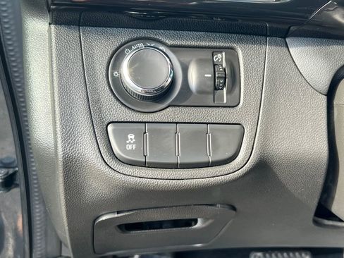 Used 2022 Chevrolet Spark LT image 17