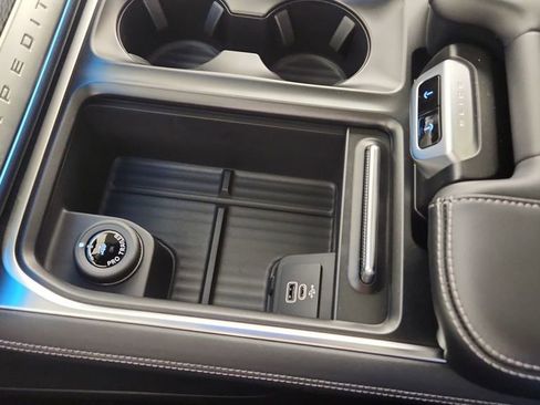 New 2026 Ford Expedition Max Platinum AWD/4WD image 18