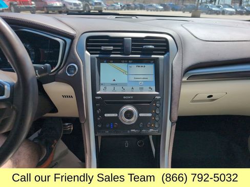 Used 2017 Ford Fusion Platinum image 17