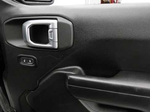 Used 2020 Jeep Wrangler Unlimited Sport w/ Technology Group AWD/4WD image 16
