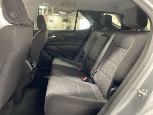 Used 2024 Chevrolet Equinox LT AWD/4WD image 23