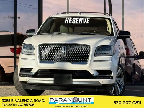 Used 2019 Lincoln Navigator Reserve image 1
