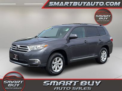 Used 2012 Toyota Highlander SE w/ Tow Pkg