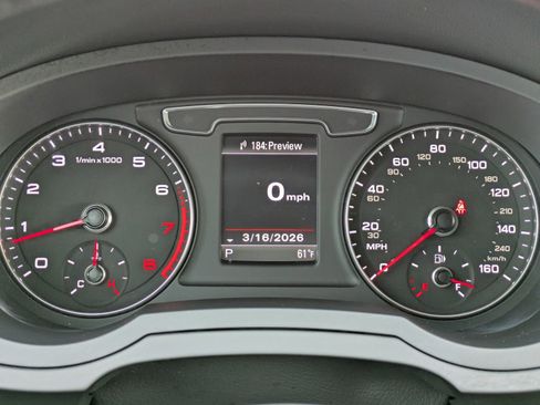 Used 2018 Audi Q3 2.0T Premium image 26