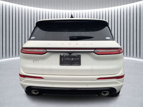 New 2025 Lincoln Corsair Grand Touring image 4