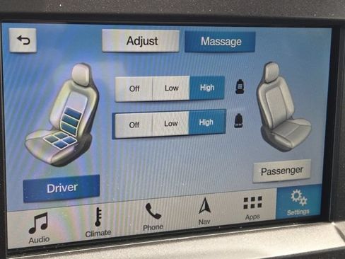 Used 2018 Ford F150 Platinum w/ Equipment Group 701A Luxury AWD/4WD image 12