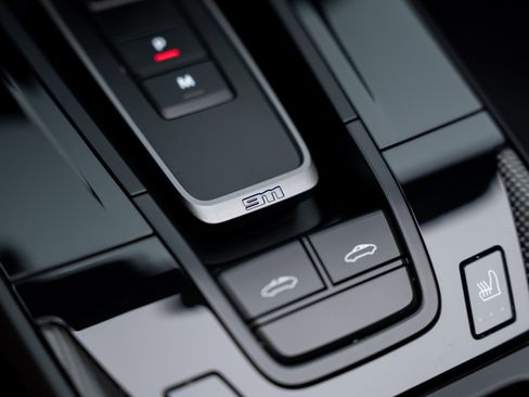 Used 2025 Porsche 911 Targa 4 GTS image 57