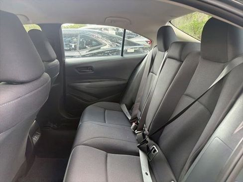 Used 2026 Toyota Corolla LE FWD image 5