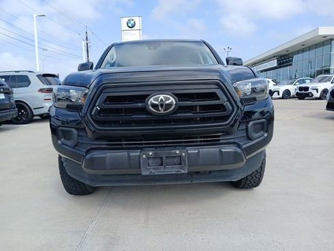 Used 2021 Toyota Tacoma SR w/ SR Convenience Package RWD image 2
