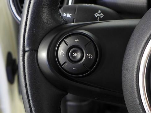 Used 2015 MINI Cooper 2-Door Hardtop image 29