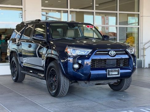 Used 2022 Toyota 4Runner SR5 Premium w/ Moonroof Package RWD image 6