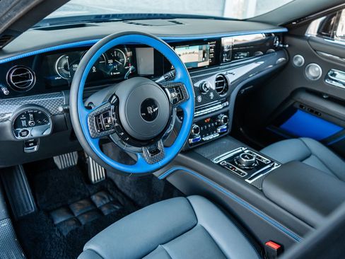 Used 2025 Rolls-Royce Ghost Black Badge image 32