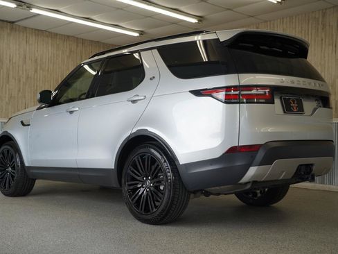 Used 2018 Land Rover Discovery HSE Luxury AWD/4WD image 7