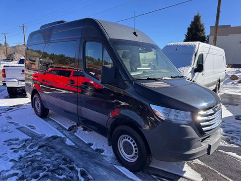 Used 2019 Freightliner Sprinter 2500 image 5