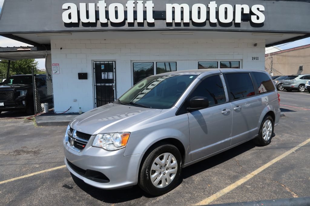 Used 2018 Dodge Grand Caravan SE w/ UConnect Hands-Free Group FWD image 1