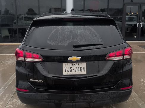 Used 2024 Chevrolet Equinox LS w/ LS Convenience Package FWD image 11