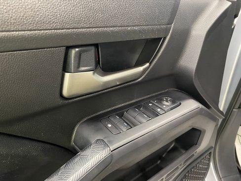 Used 2024 Toyota Tacoma TRD Sport image 32