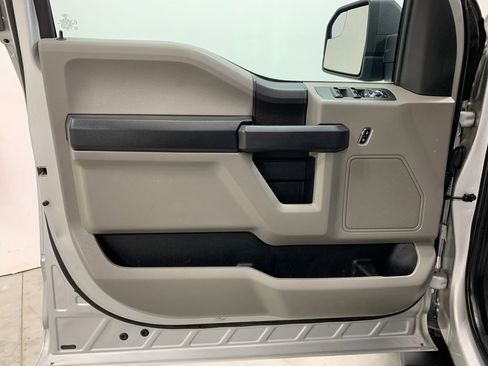 Used 2018 Ford F150 XL w/ Equipment Group 101A Mid image 17