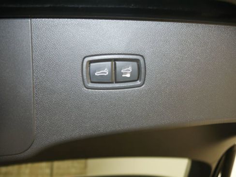 Certified 2023 Porsche Cayenne GTS AWD/4WD image 22