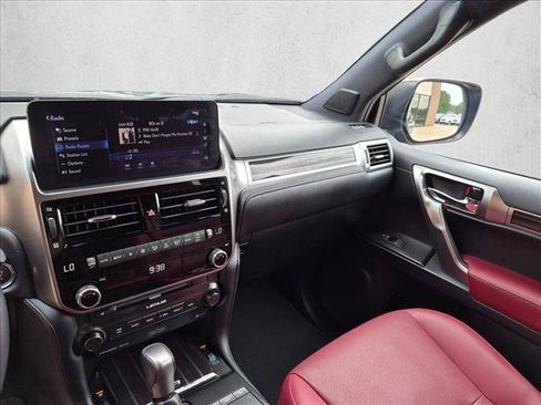 Used 2023 Lexus GX 460 Premium w/ Premium Plus Package AWD/4WD image 13
