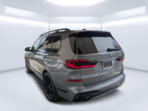 Used 2026 BMW X7 M60i AWD/4WD image 5