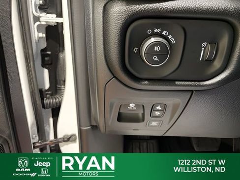 New 2026 RAM 1500 Big Horn AWD/4WD image 37