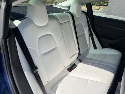 Used 2023 Tesla Model 3 Standard Range image 29