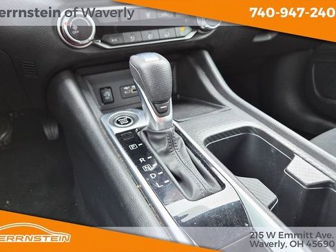 Used 2024 Nissan Sentra SV image 11