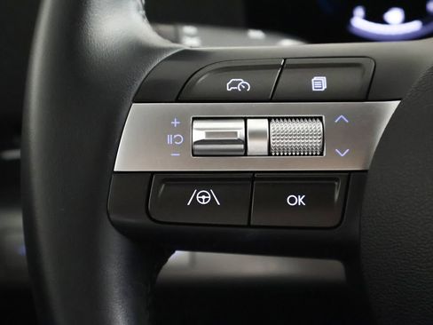 Used 2024 Hyundai Kona SEL AWD/4WD image 34