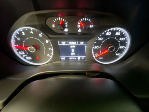 Used 2019 GMC Acadia SLE image 11