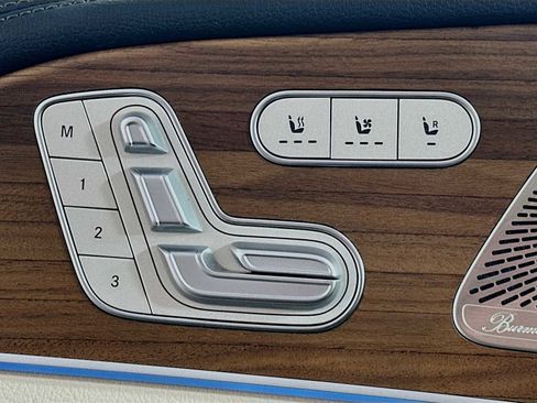 Used 2024 Mercedes-Benz GLS 580 4MATIC image 21