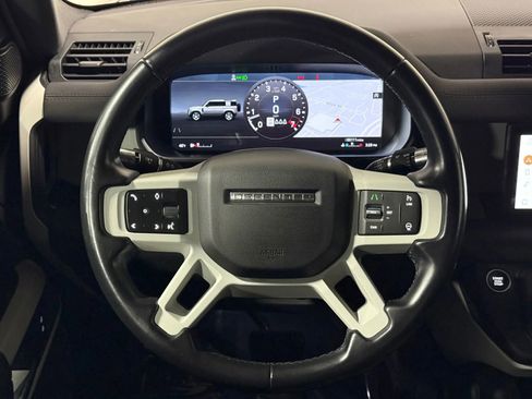 Used 2022 Land Rover Defender 110 S image 22