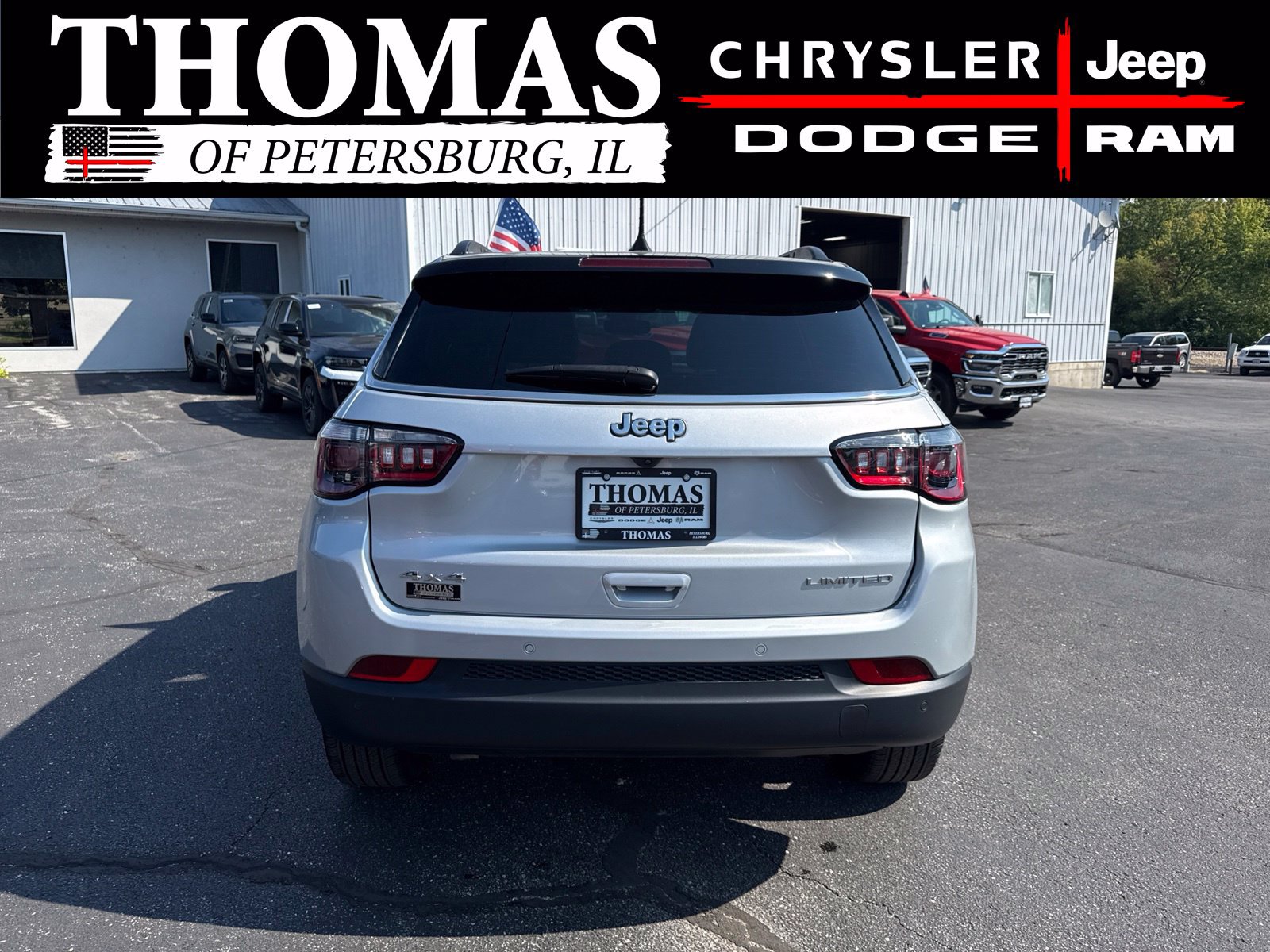 Used 2025 Jeep Compass Limited w/ Sun & Sound Group AWD/4WD image 6