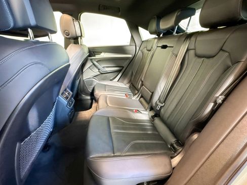 Used 2023 Audi Q5 2.0T Premium Plus w/ Premium Plus Package image 23