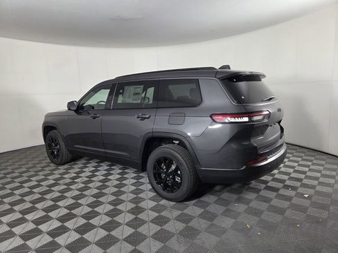 New 2026 Jeep Grand Cherokee L 2WD image 7