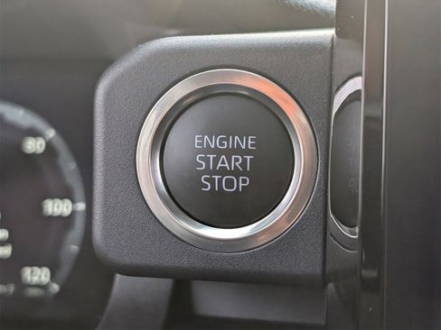 Used 2025 Toyota 4Runner Limited image 17